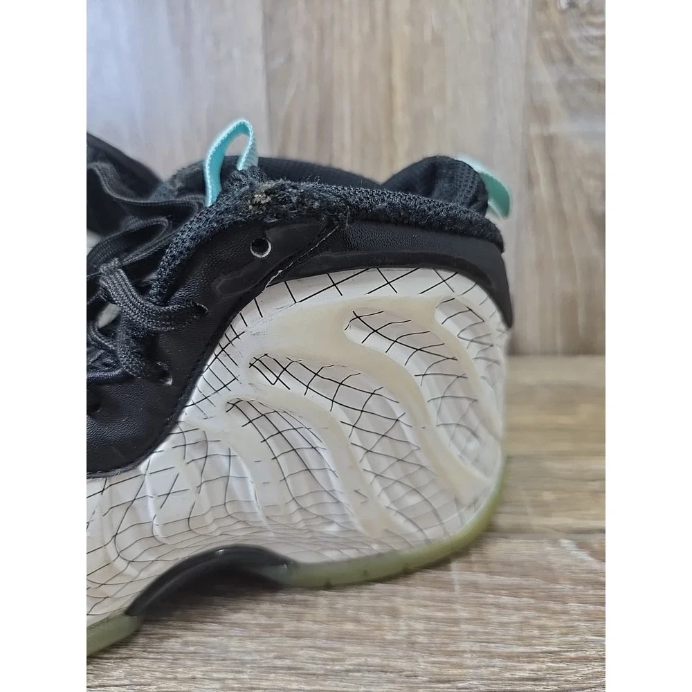 Nike‎ Little Posite One Foamposite warped Grid GS CW1596-005 4.5y